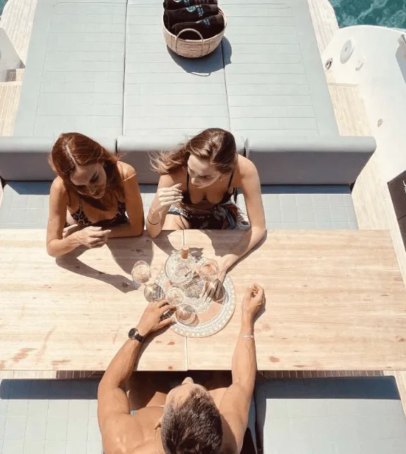 top_view_table